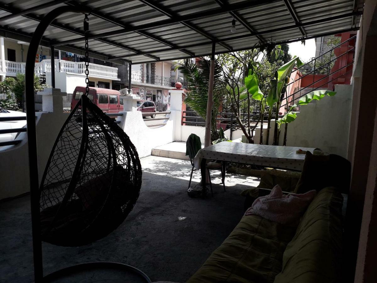Zaza Guest House Kobuleti Exterior photo